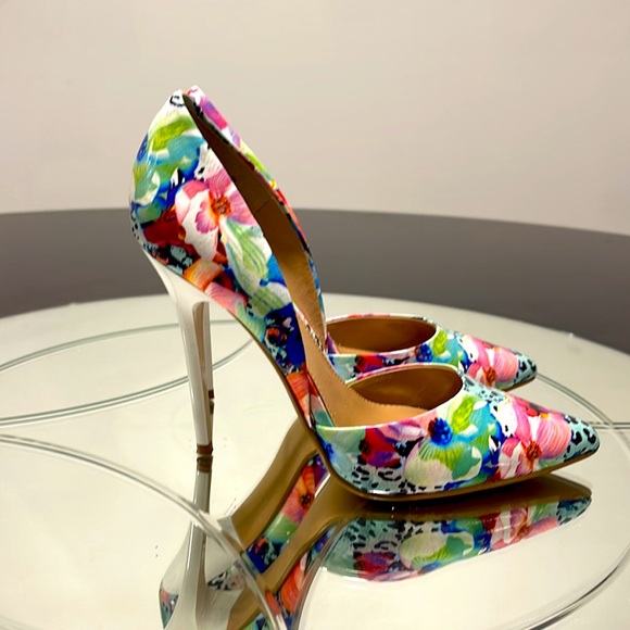 Steve Madden Floral Stilettos - Picture 4 of 7